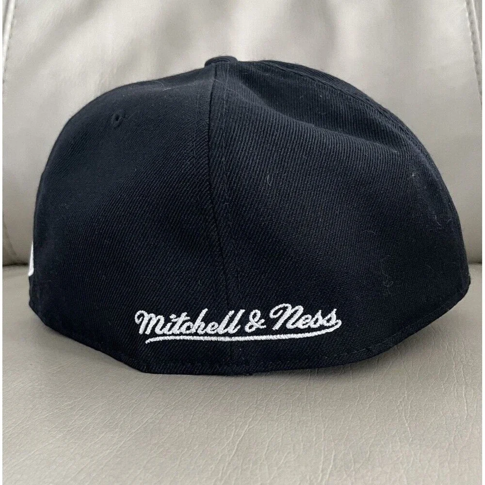 VTG San Antonio Spurs Mitchell & Ness Hardwood Classic Fitted 7 1/2 Never Worn - Picture 3 of 8